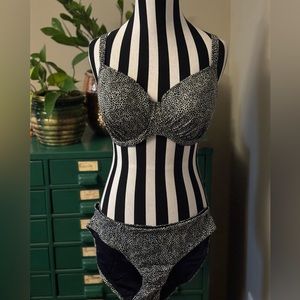 Freya Endless Summer Plunge 32G M Black White Confetti Medium